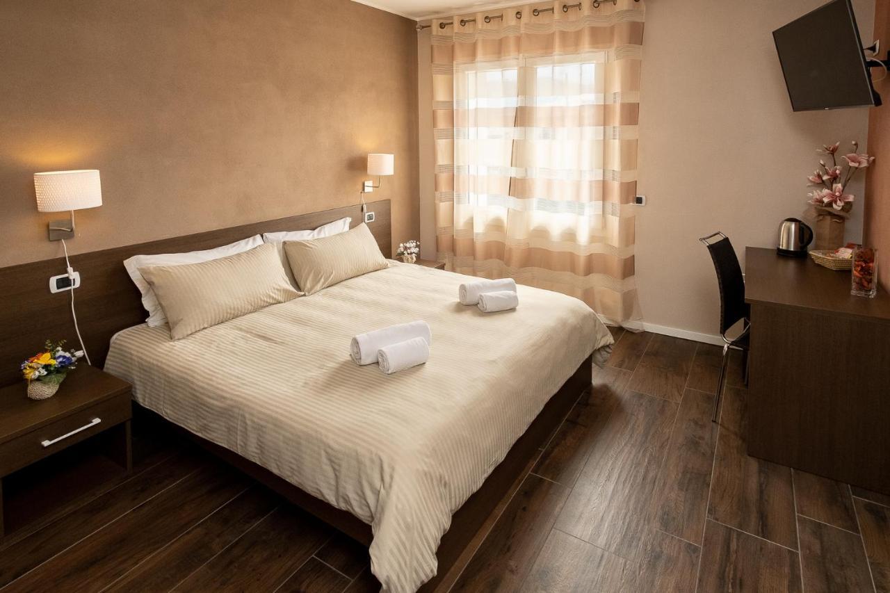 The White Building - Rooms كوسترمانو المظهر الخارجي الصورة