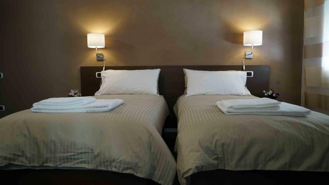 The White Building - Rooms كوسترمانو المظهر الخارجي الصورة